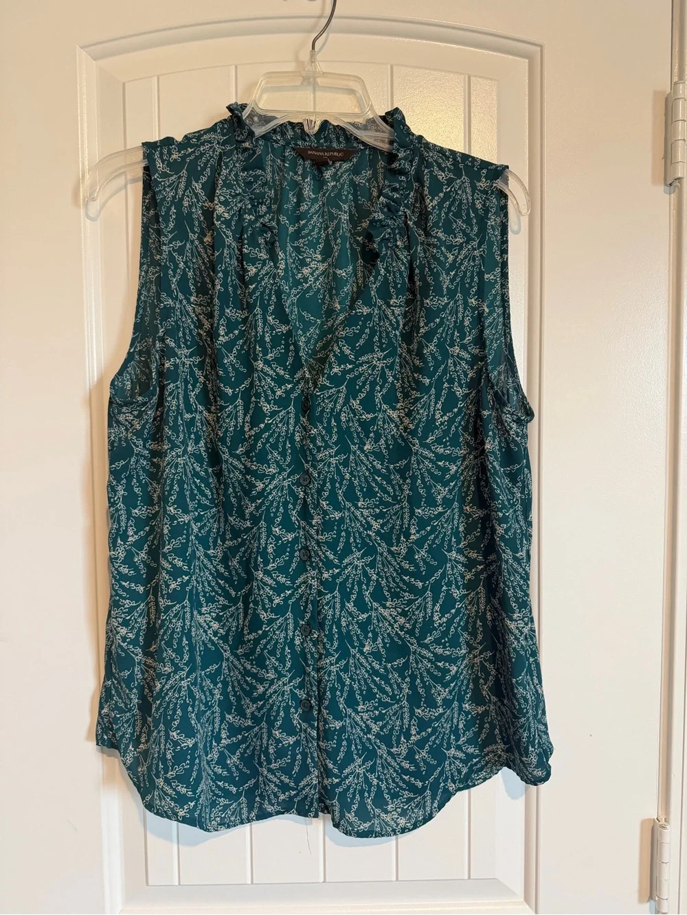 Banana Republic Teal Sleeveless Floral-Print Ruffle-Neck Top